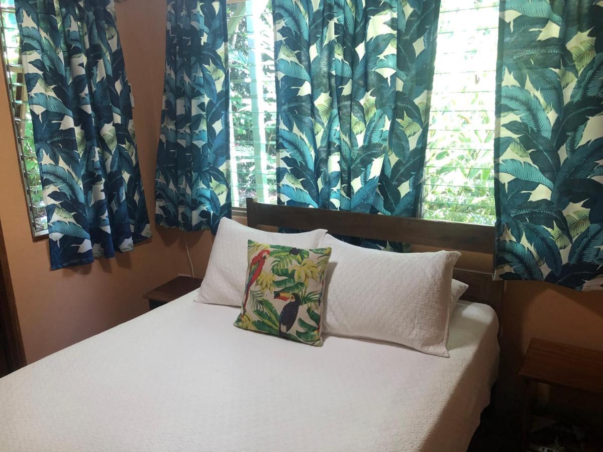 Hotel El Mono Feliz 오호찰 외부 사진